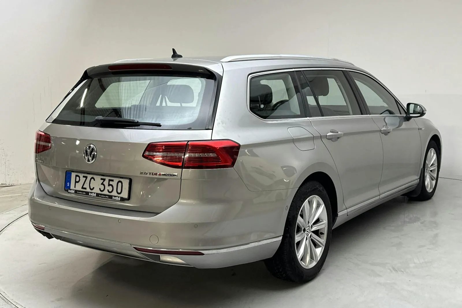 Volkswagen Passat bild 3