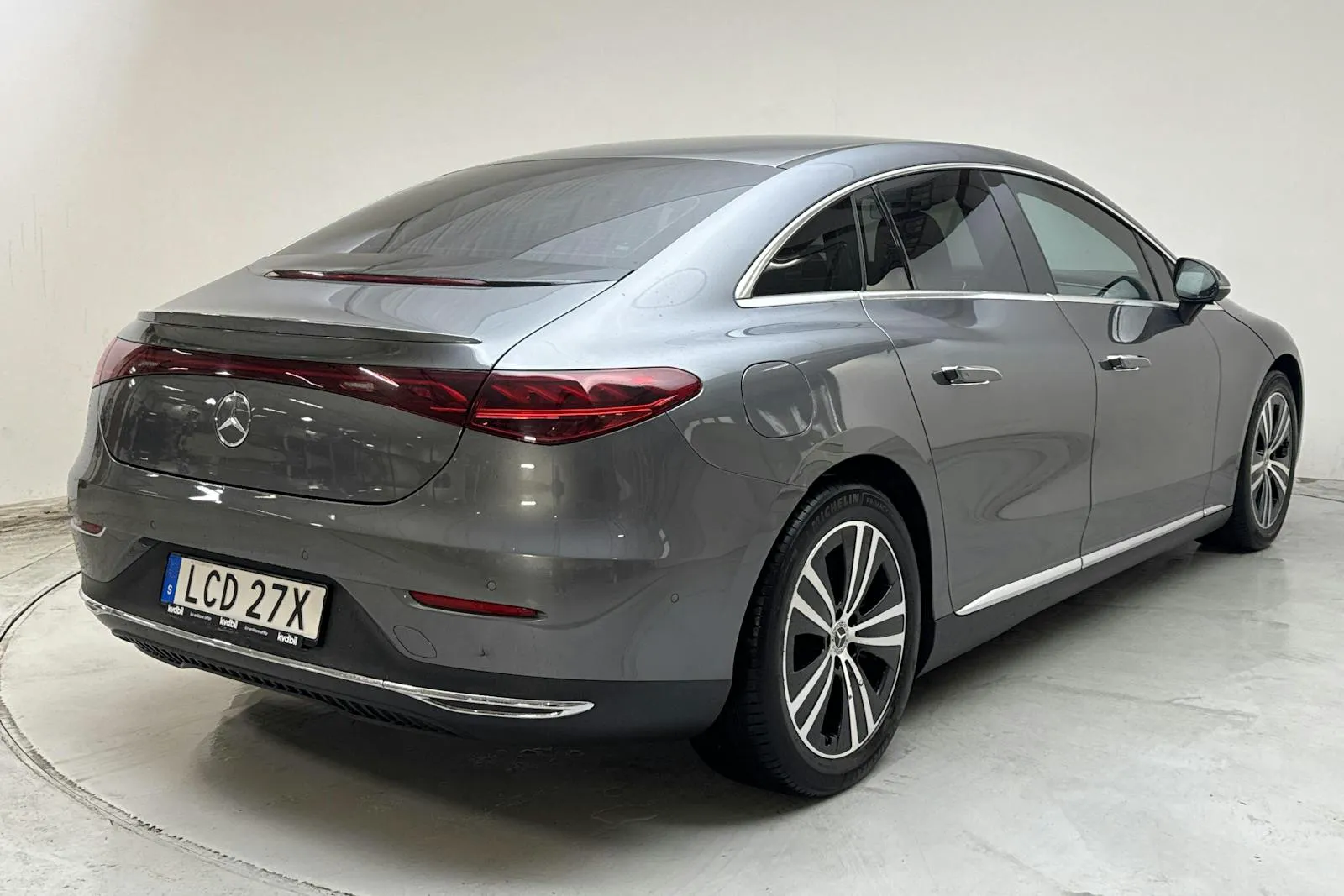 Mercedes EQE300 bild 3