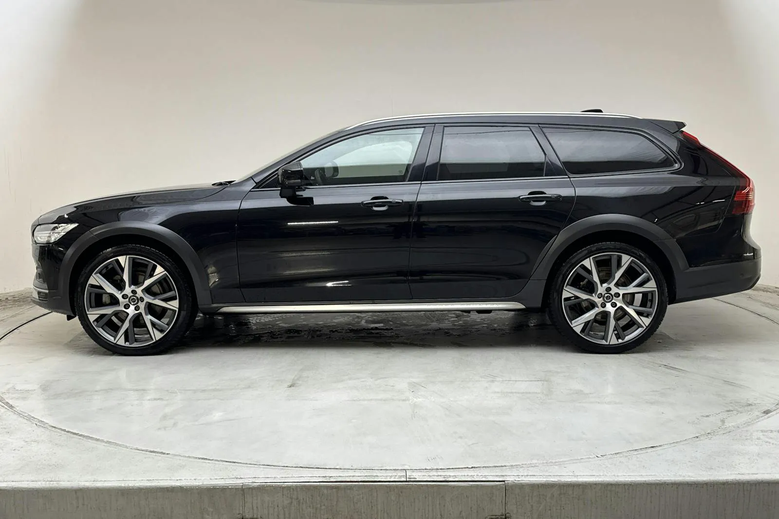 Volvo V90 bild 2
