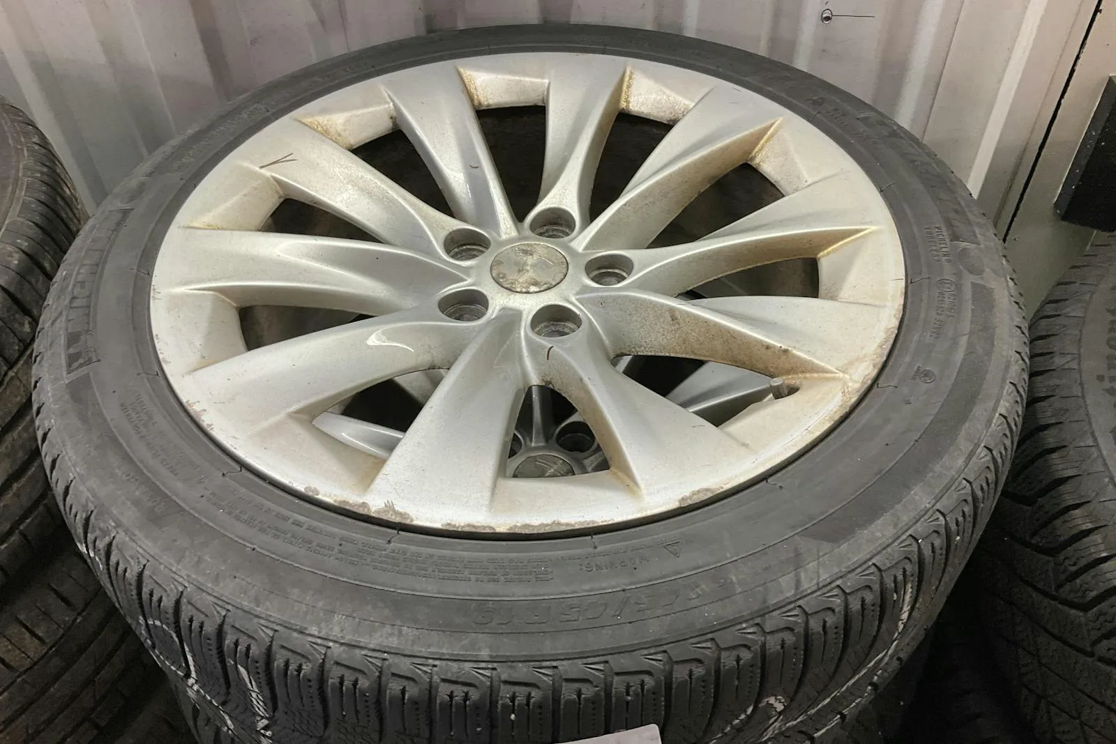 Tesla Model S bild 15