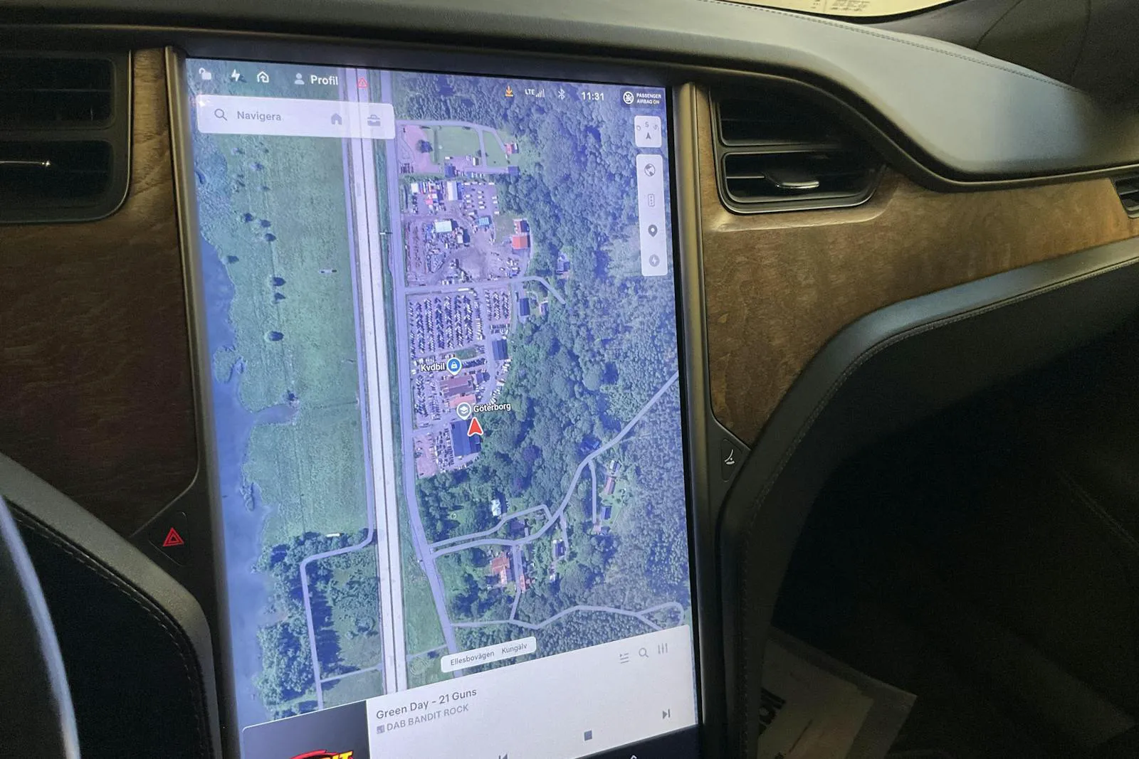 Tesla Model S bild 12