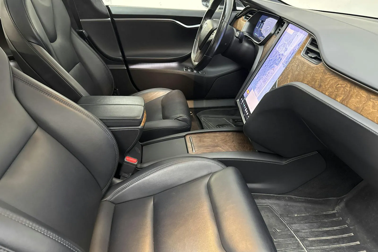 Tesla Model S bild 7