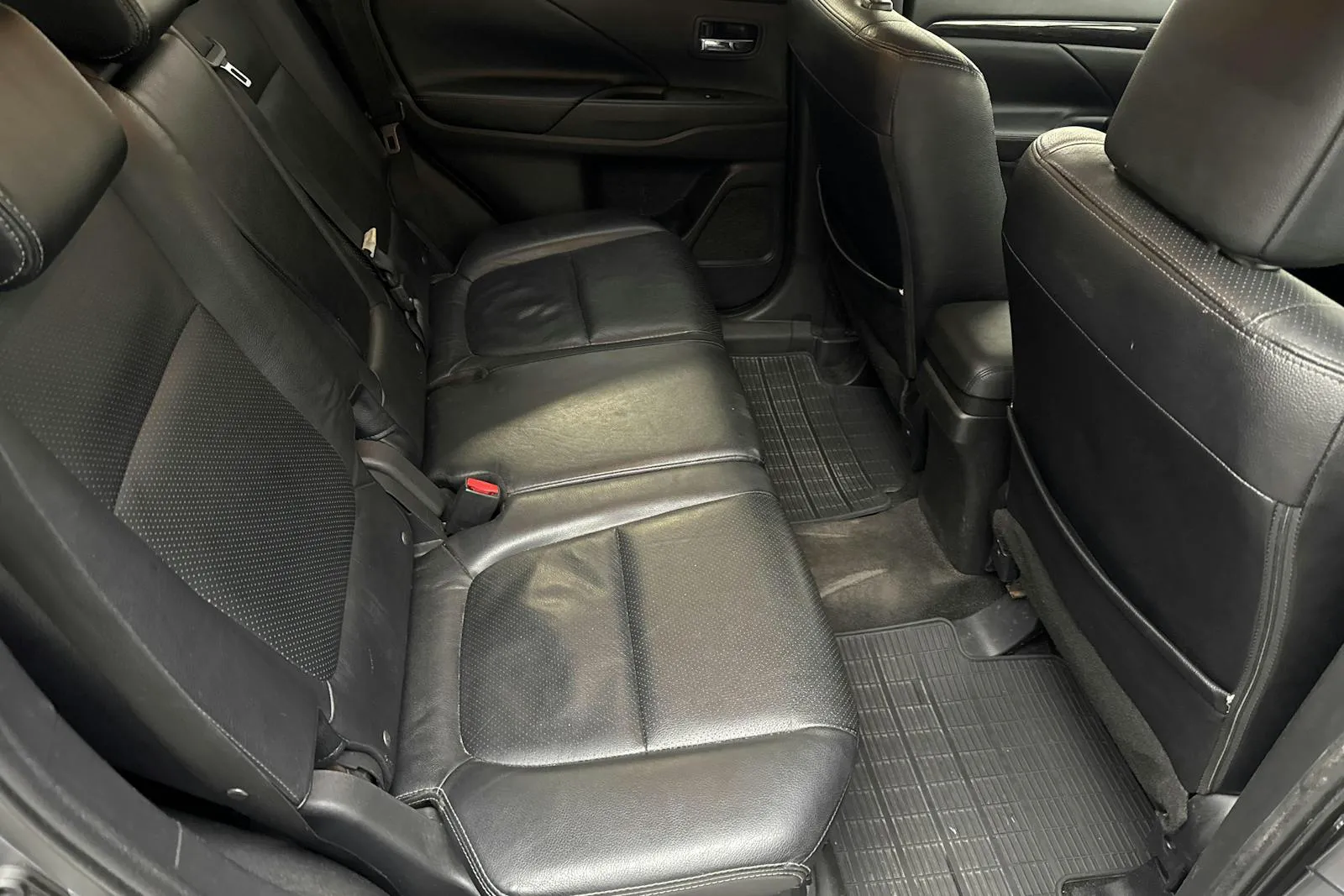 Mitsubishi Outlander bild 8