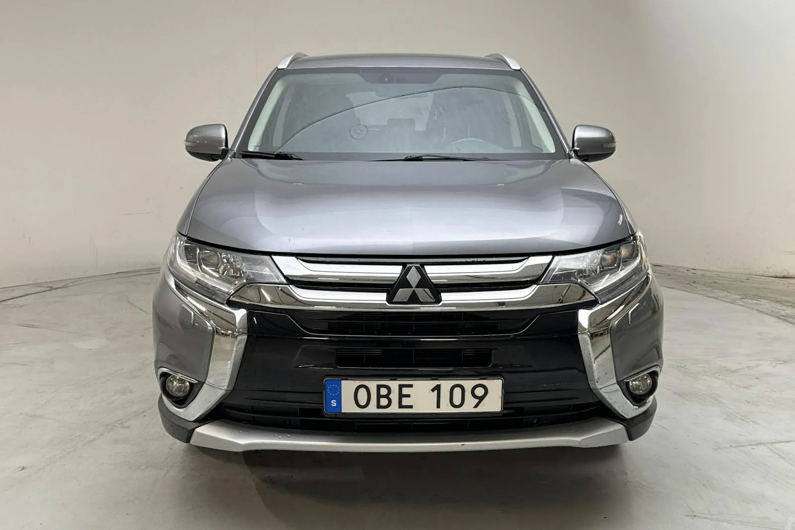 Mitsubishi Outlander bild 4