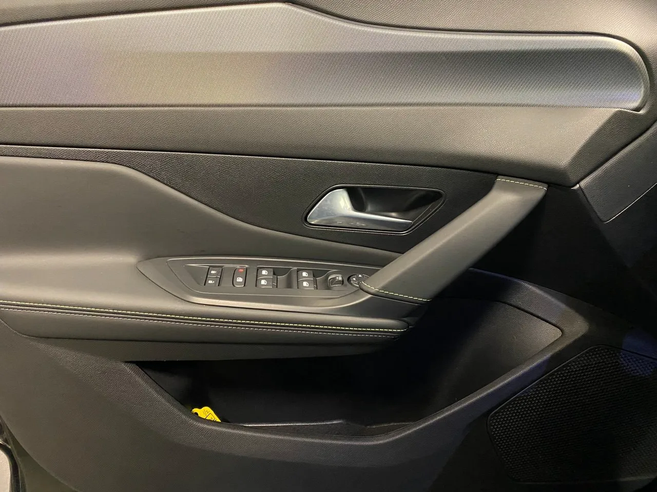 Peugeot 408 bild 21