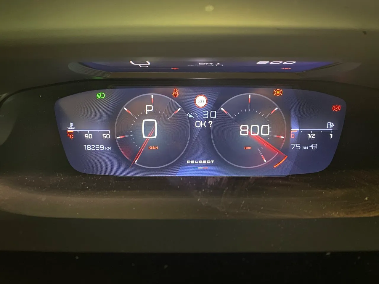 Peugeot 408 bild 10