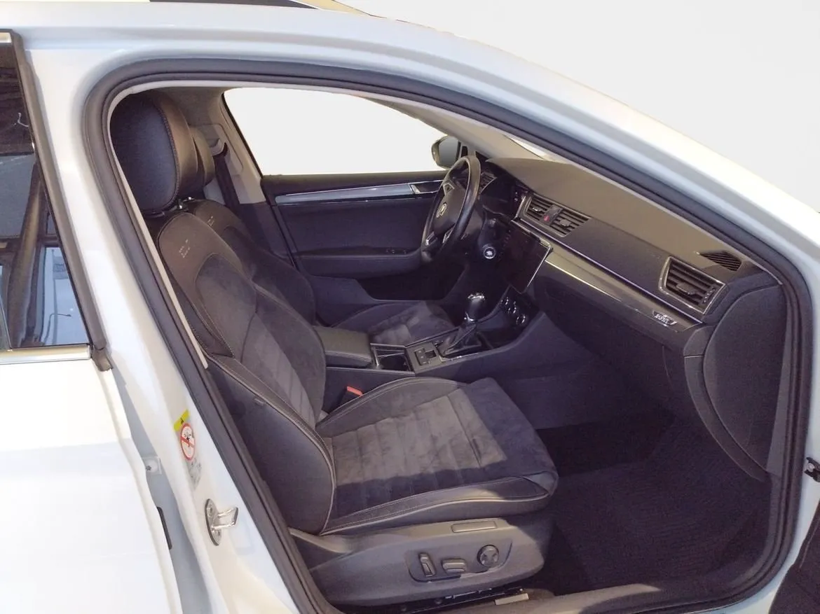 Skoda Superb bild 15