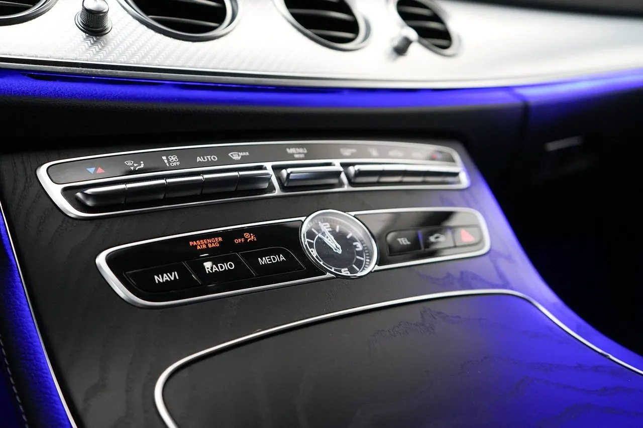 Mercedes E200 bild 16