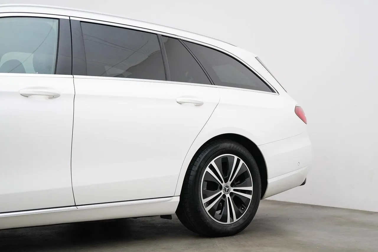 Mercedes E200 bild 3