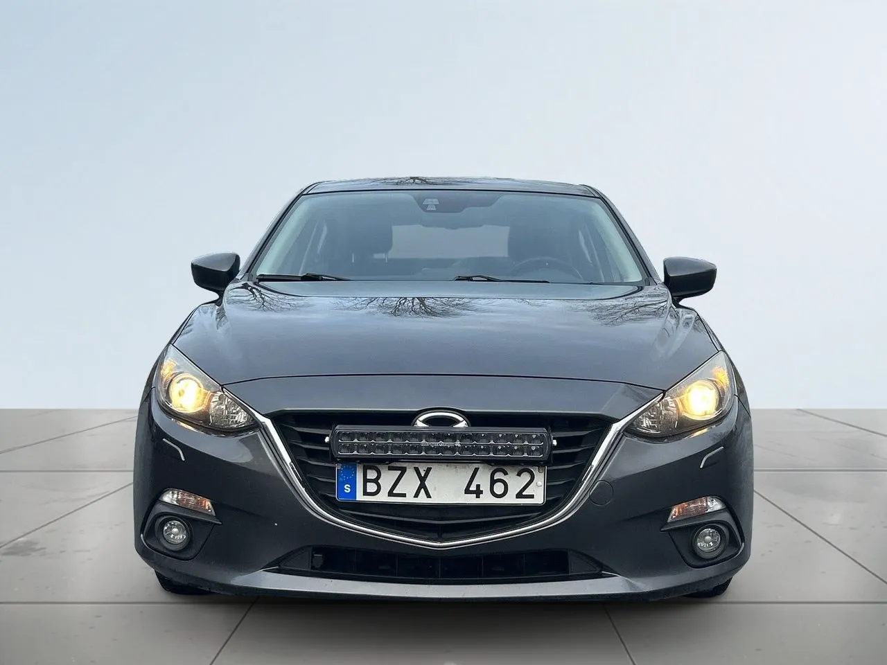 Mazda 3 bild 2