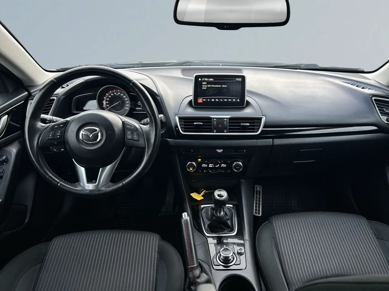 Mazda 3 bild 8
