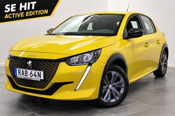 Peugeot e-208 Active Pack 50 kWh / 136hk / V-Hjul / NyServad / P-Sens - 2022