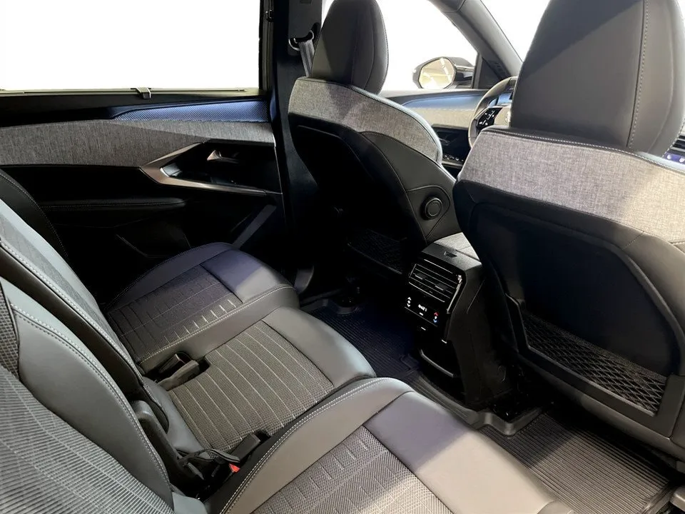 Peugeot e-5008 bild 17