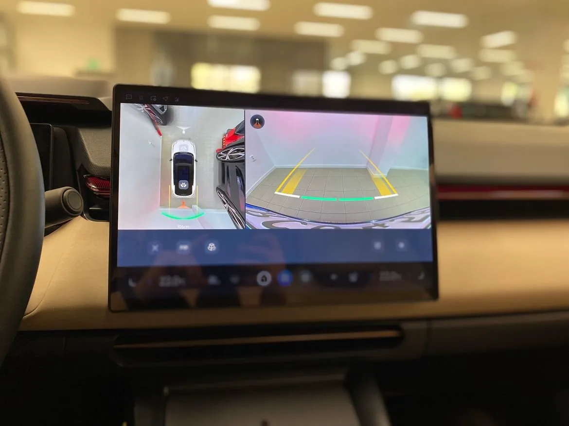 Lynk & Co 08 bild 11