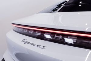 Porsche Taycan bild 9