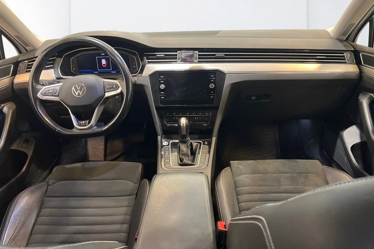 Volkswagen Passat bild 8