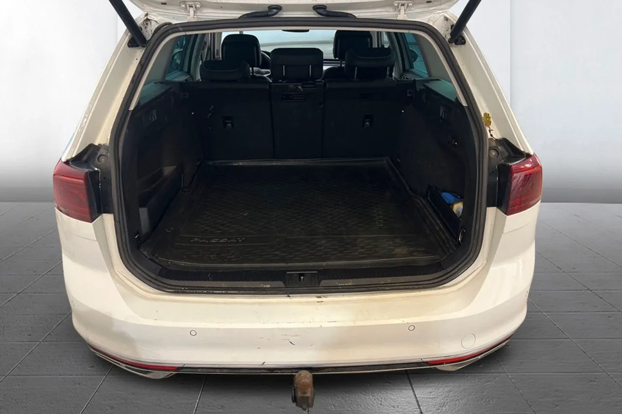 Volkswagen Passat bild 9
