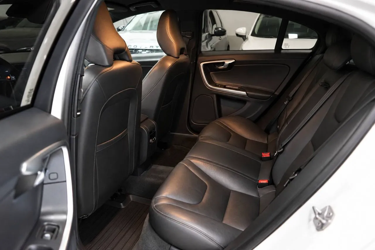 Volvo S60 bild 16