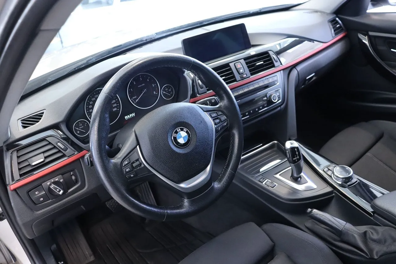 BMW 320 bild 8