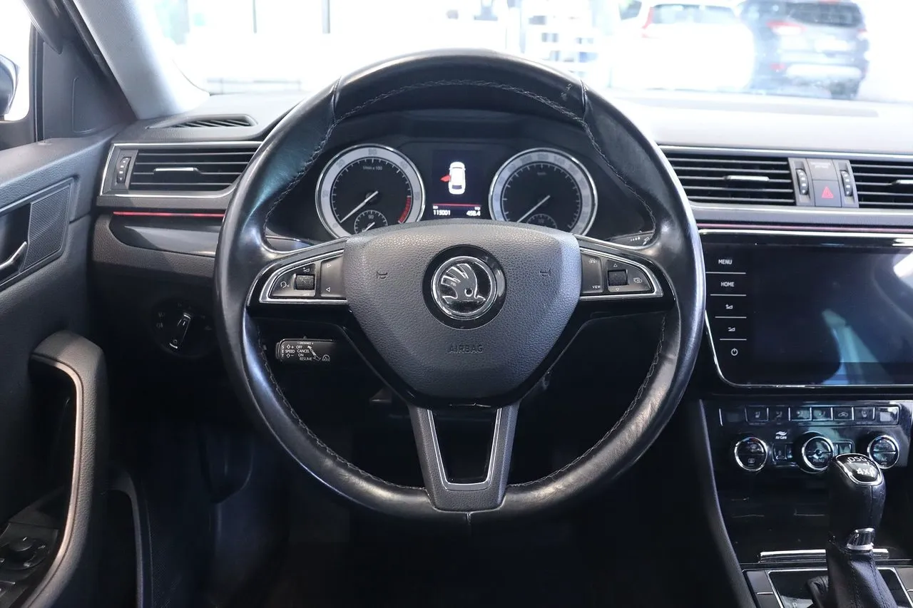 Skoda Superb bild 7