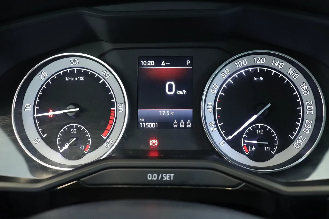 Skoda Superb bild 15
