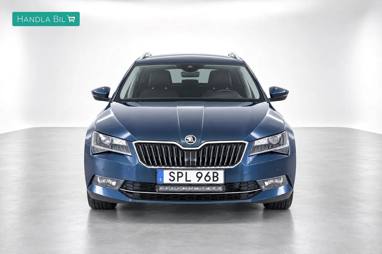 Skoda Superb bild 2