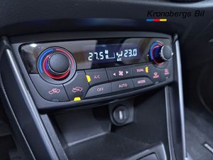 Suzuki S-CROSS bild 13