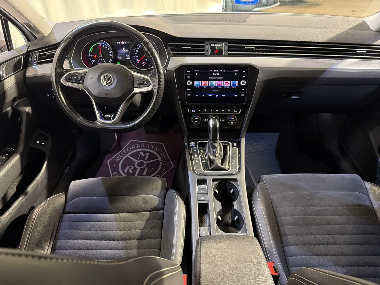Volkswagen Passat bild 10