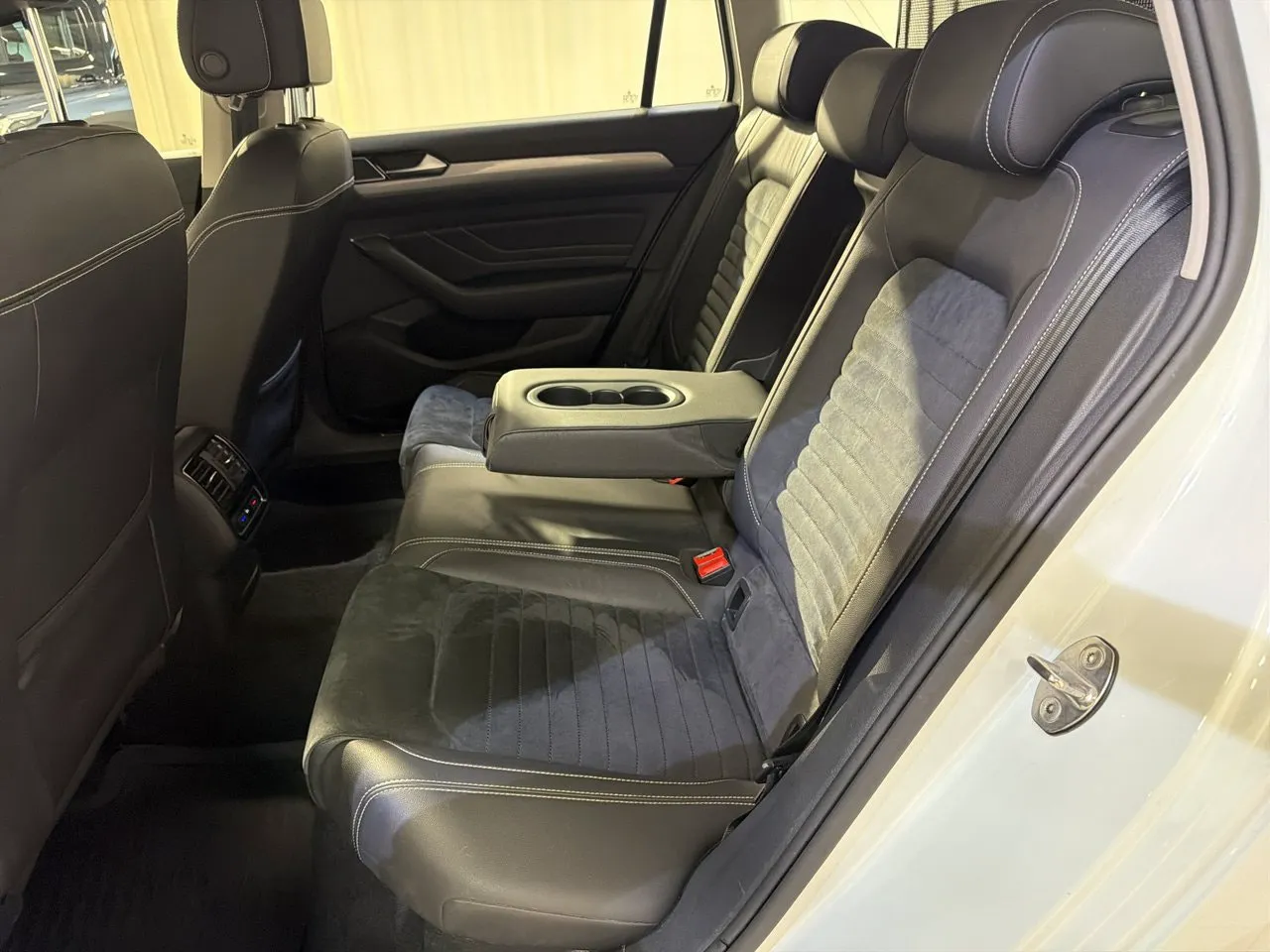Volkswagen Passat bild 16