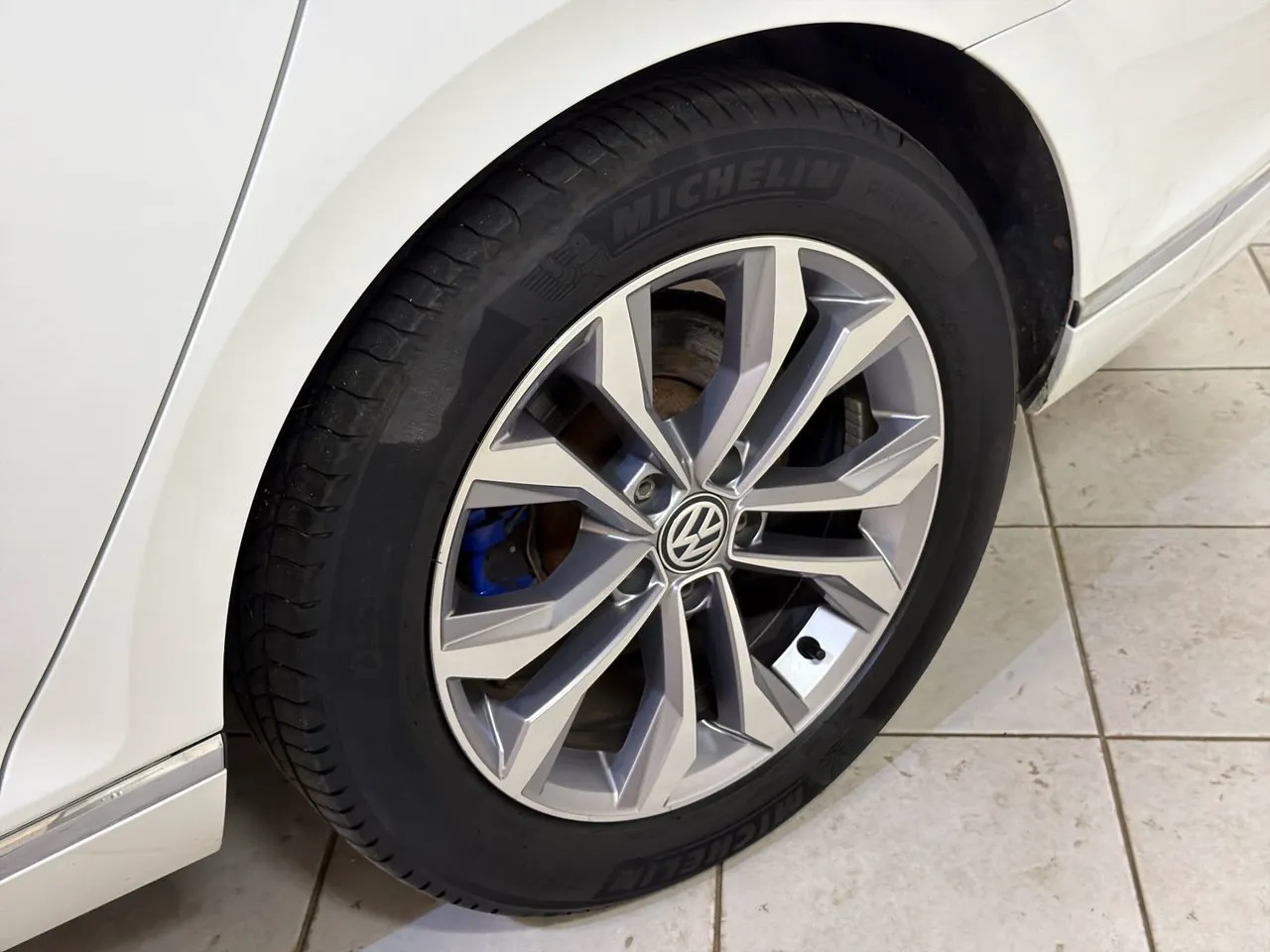 Volkswagen Passat bild 7