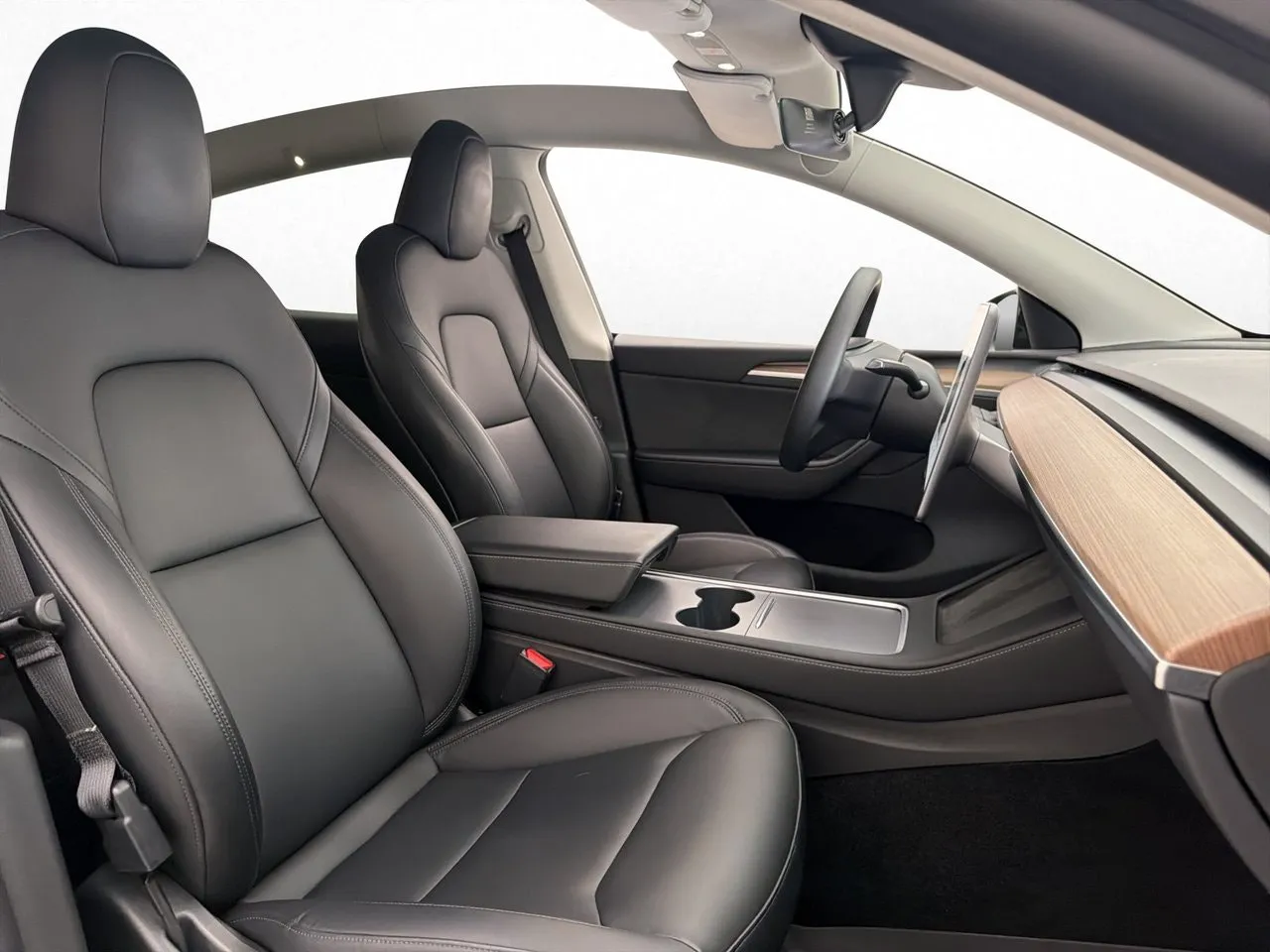 Tesla Model Y bild 14