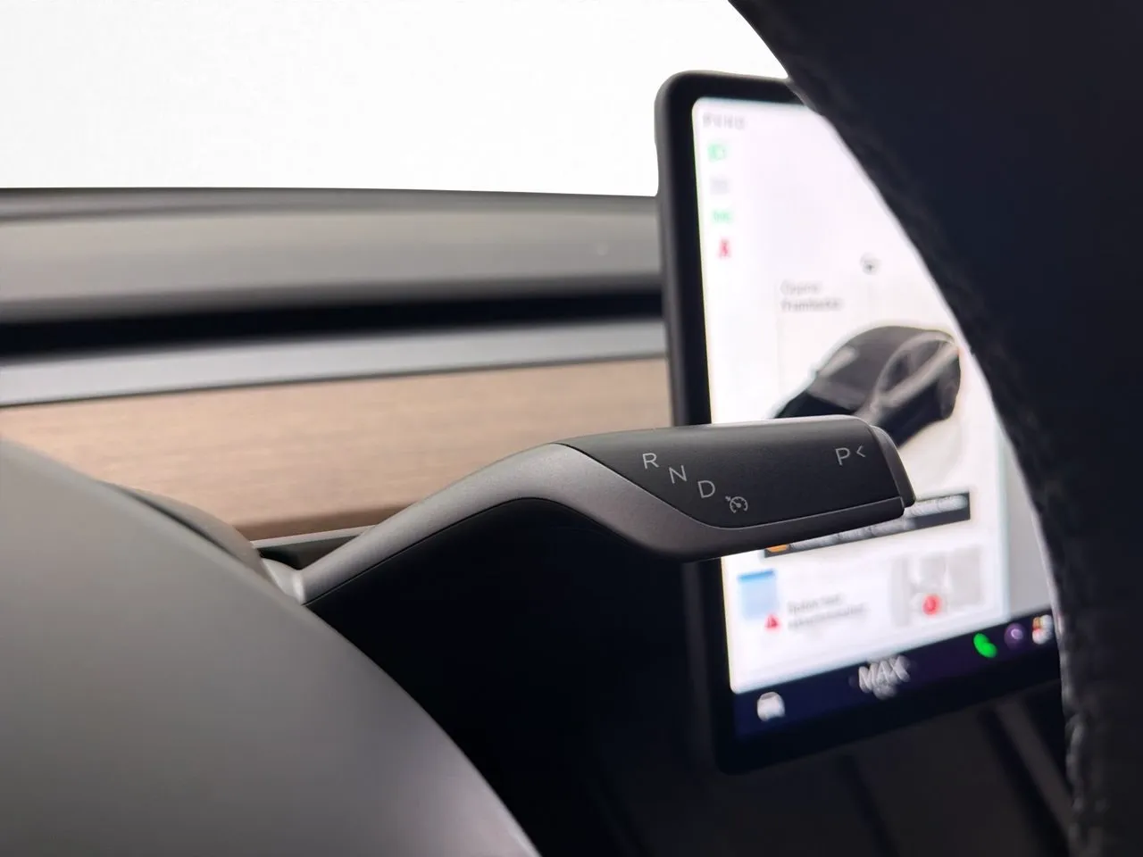 Tesla Model Y bild 27