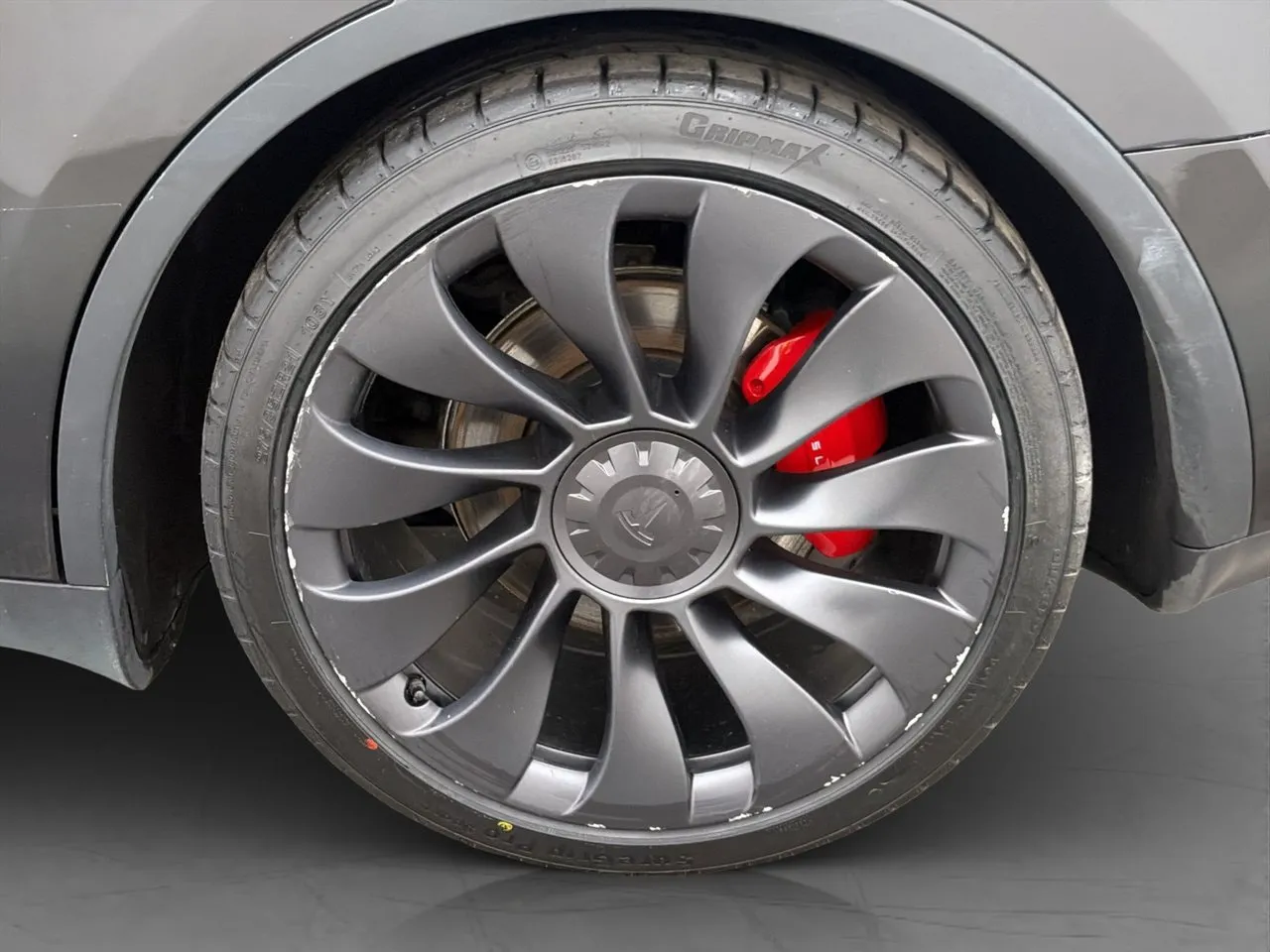 Tesla Model Y bild 31