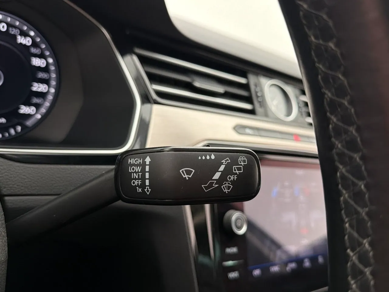 Volkswagen Passat bild 26