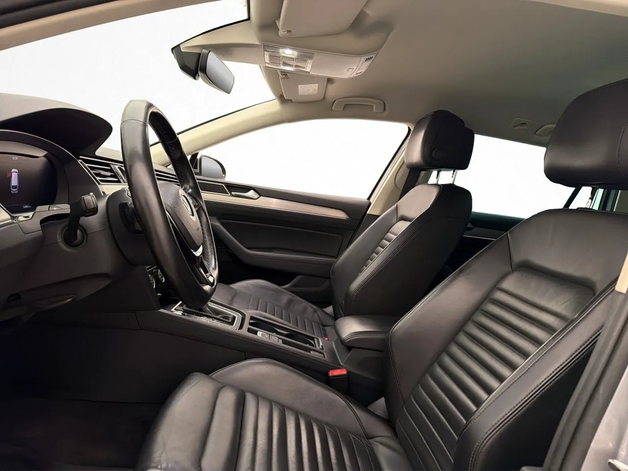 Volkswagen Passat bild 16