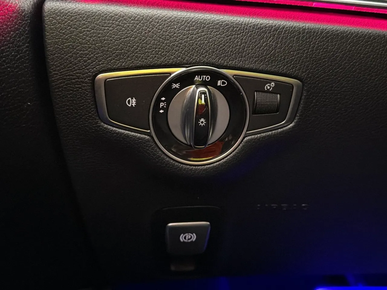 Mercedes E220 bild 19