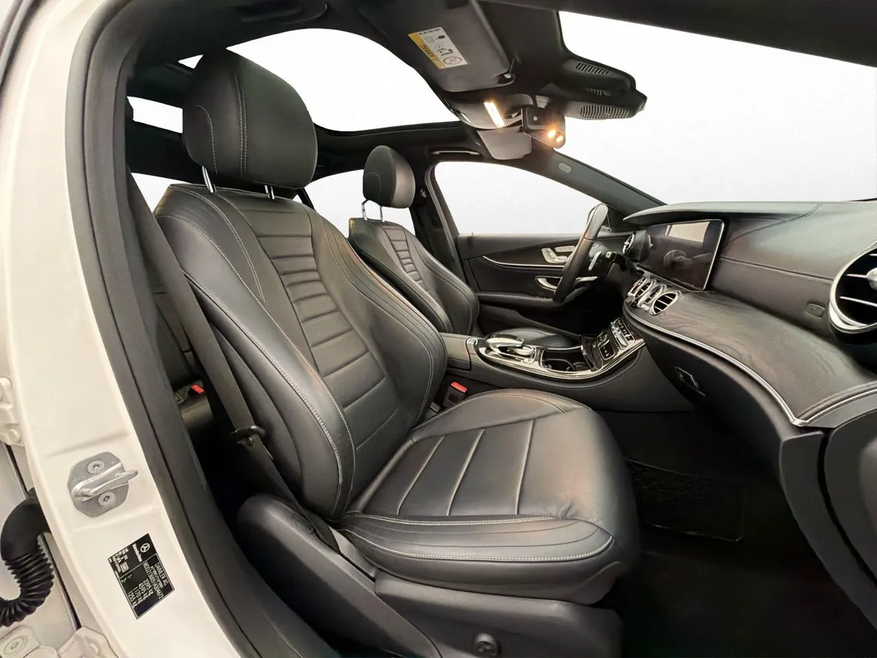 Mercedes E220 bild 9