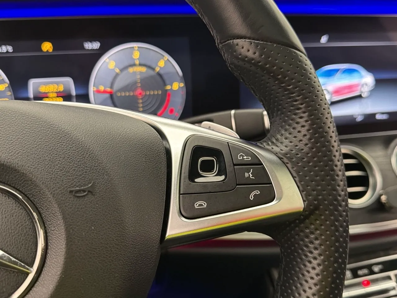 Mercedes E220 bild 15