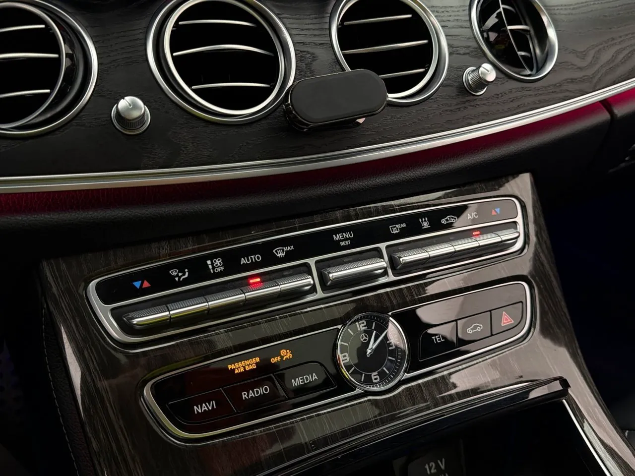 Mercedes E220 bild 28