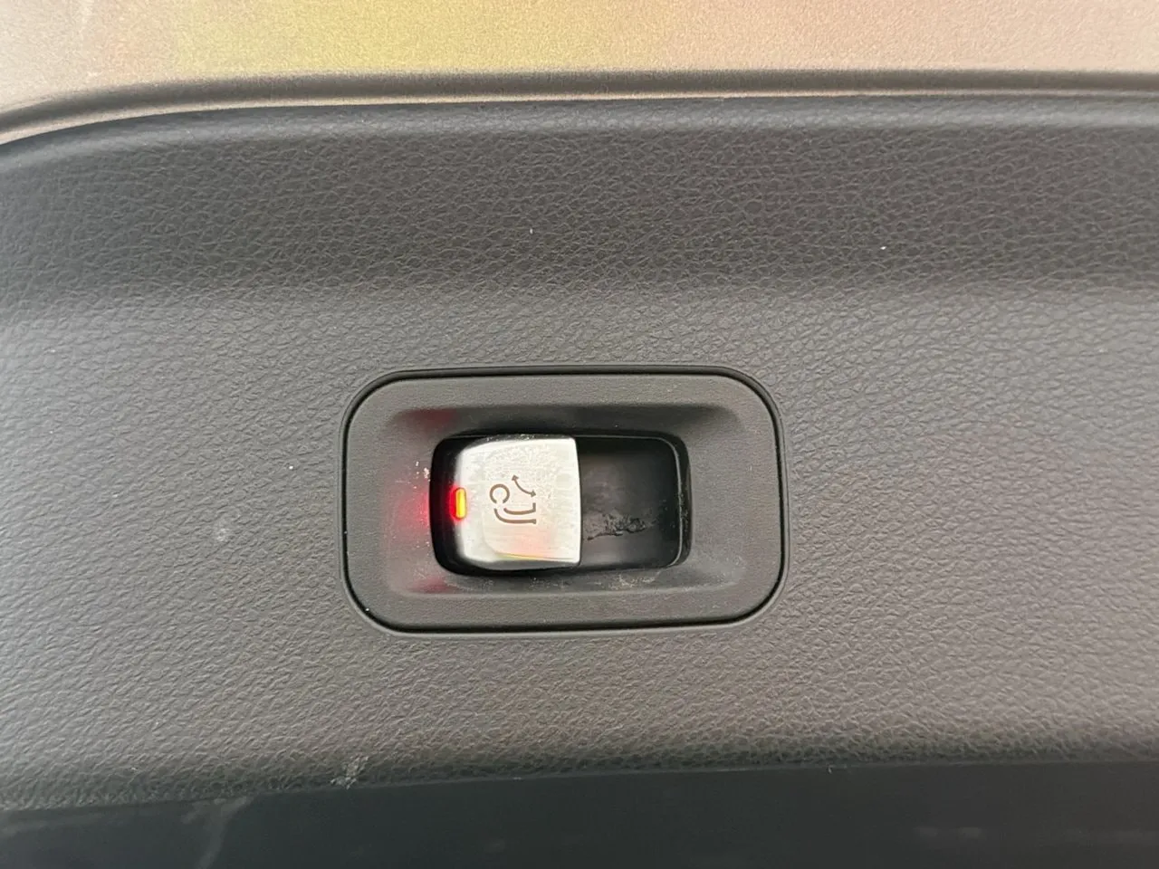 Mercedes GLC300 bild 32