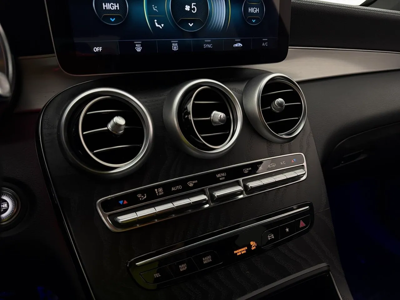 Mercedes GLC300 bild 26