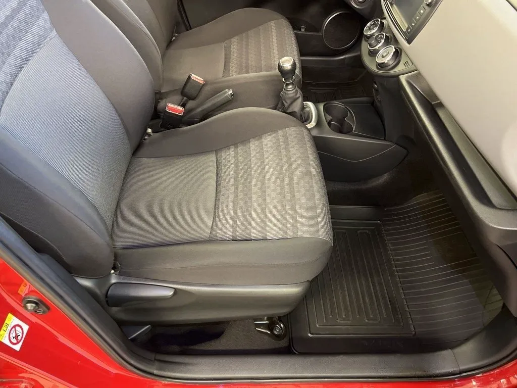Toyota Yaris bild 14
