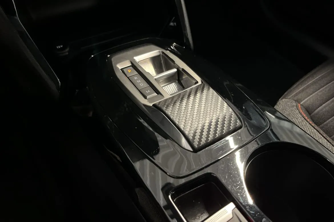 Peugeot 208 bild 8