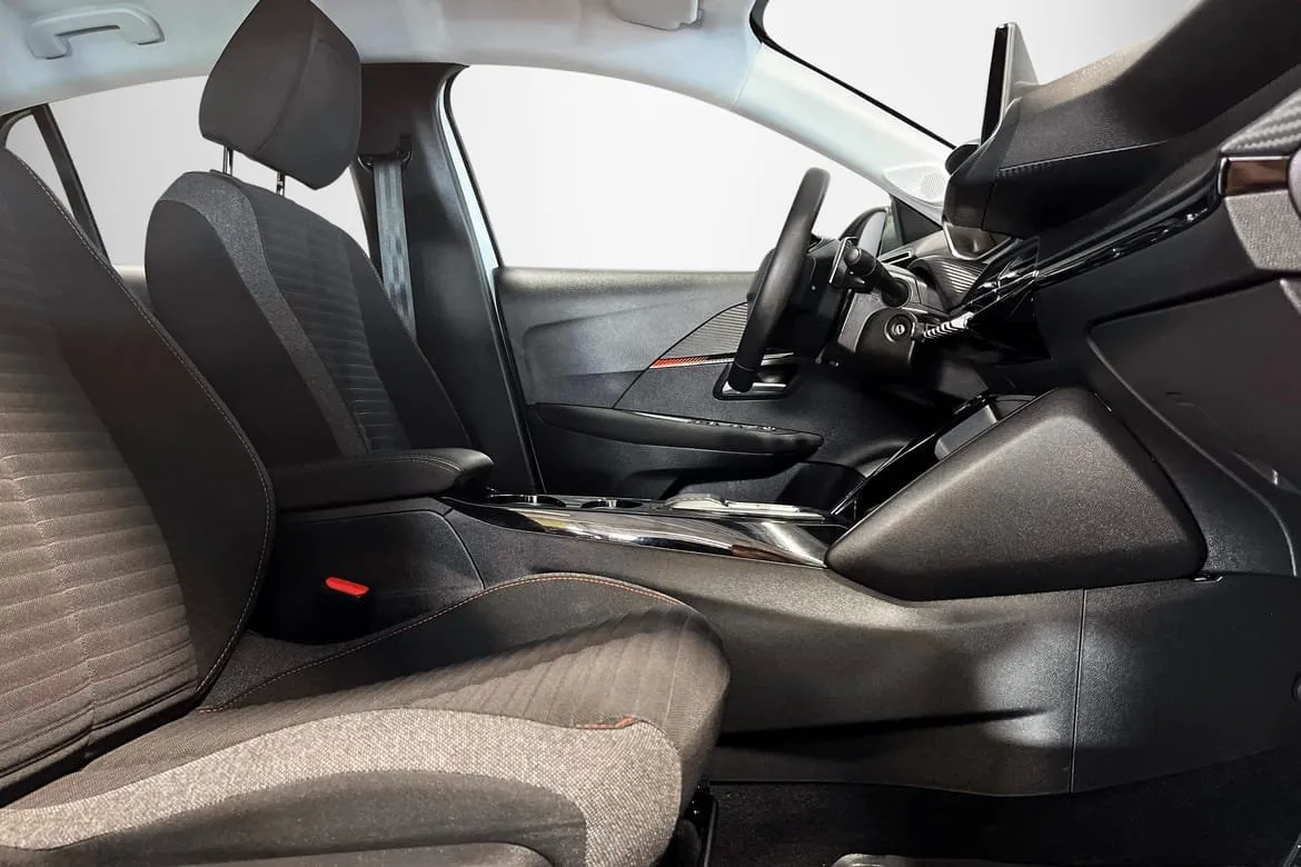 Peugeot 208 bild 6
