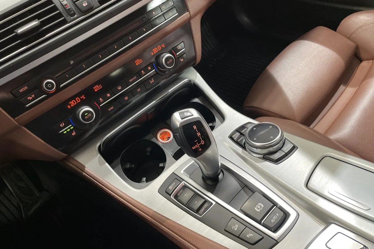 BMW 530 bild 25