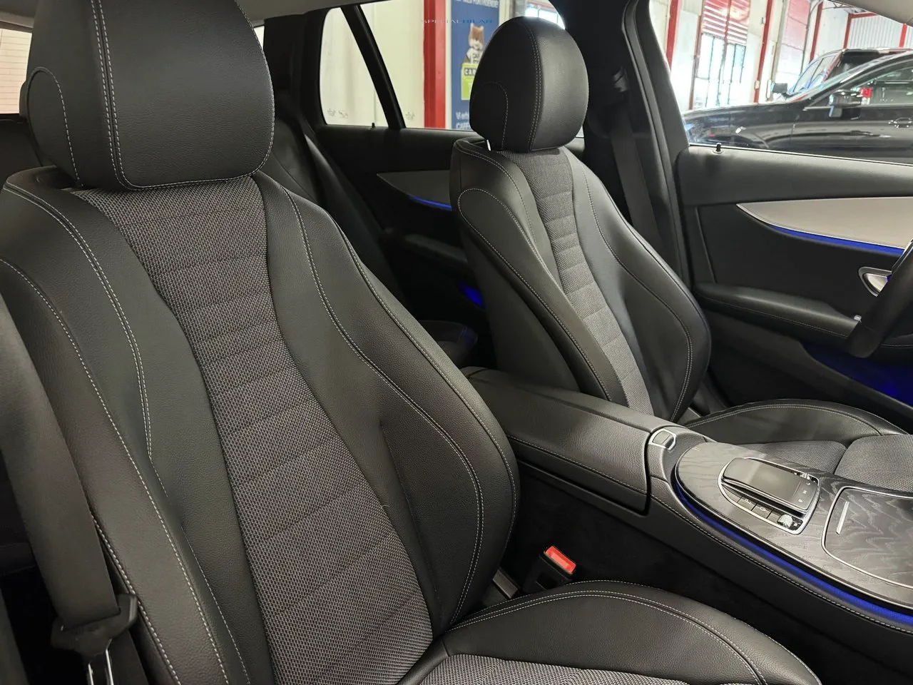 Mercedes E300 bild 18