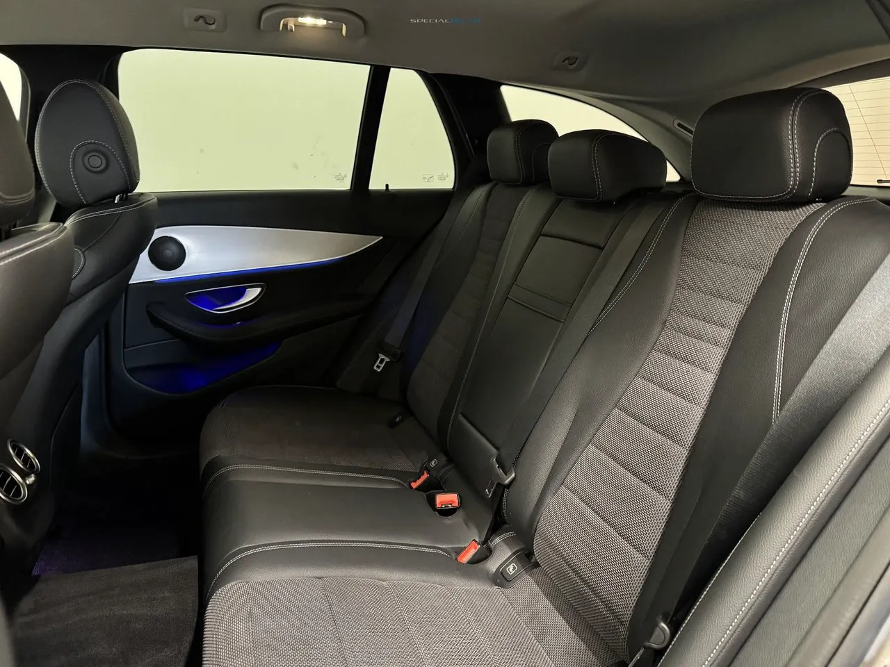 Mercedes E300 bild 11