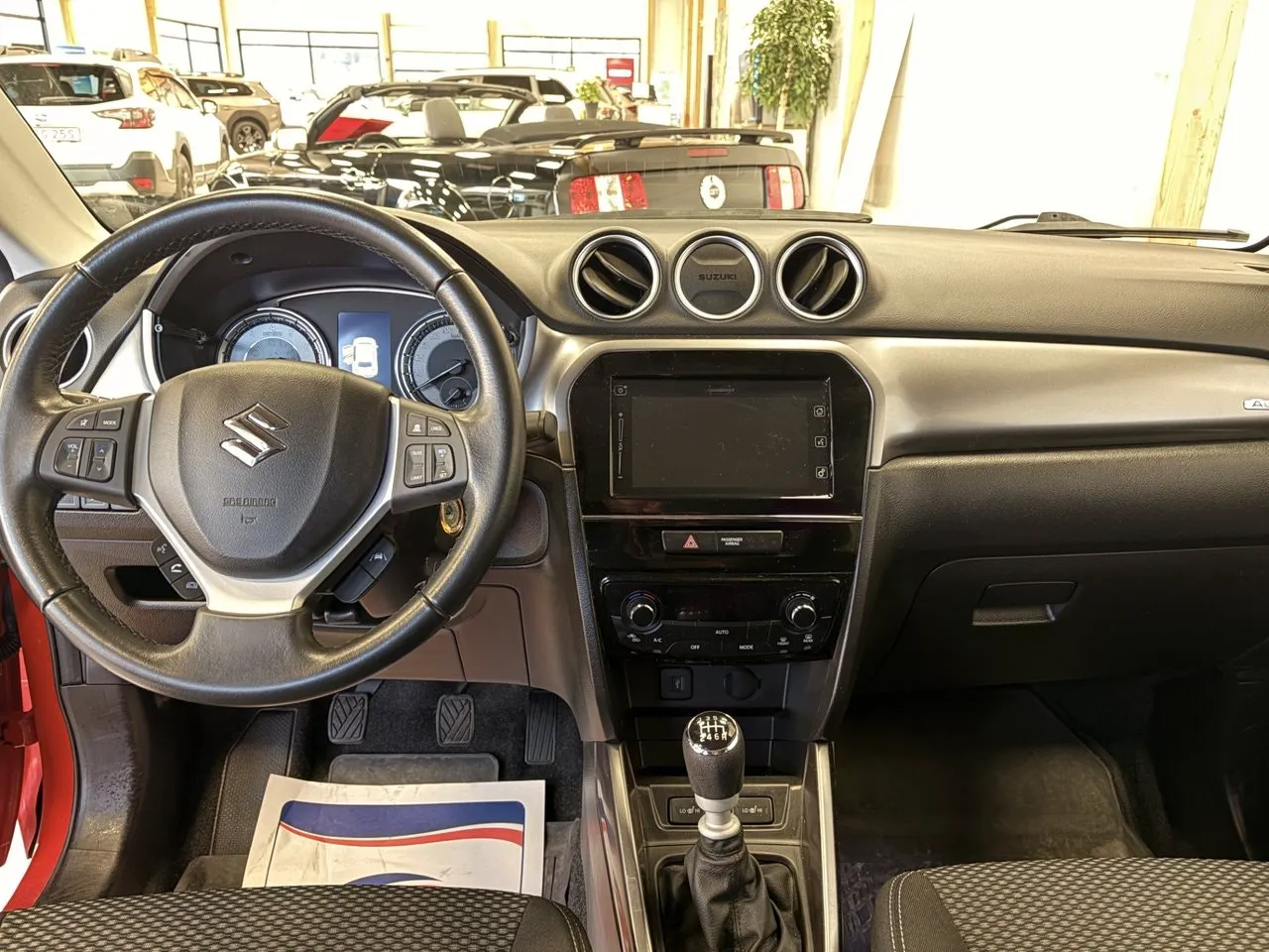 Suzuki Vitara bild 11