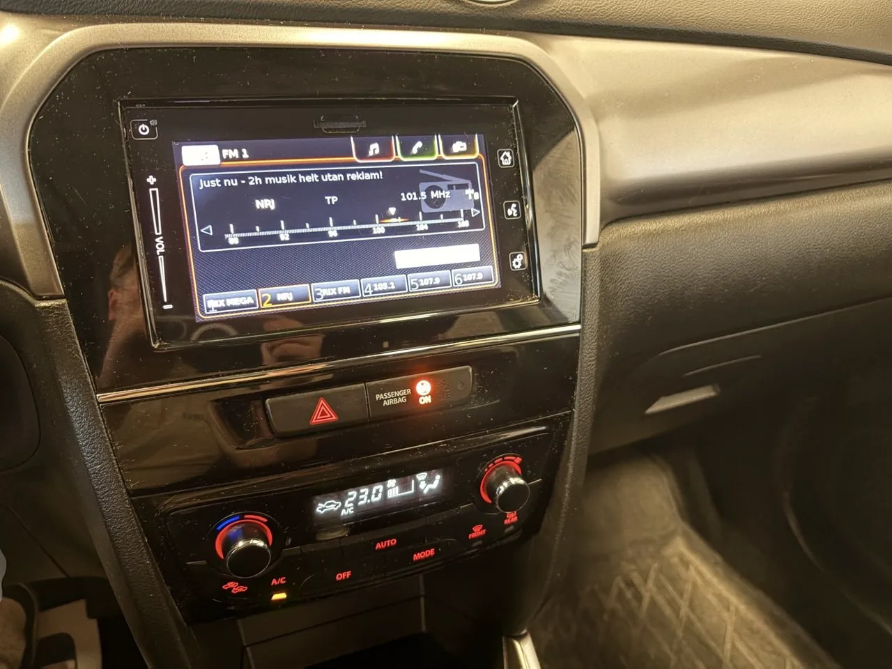 Suzuki Vitara bild 13