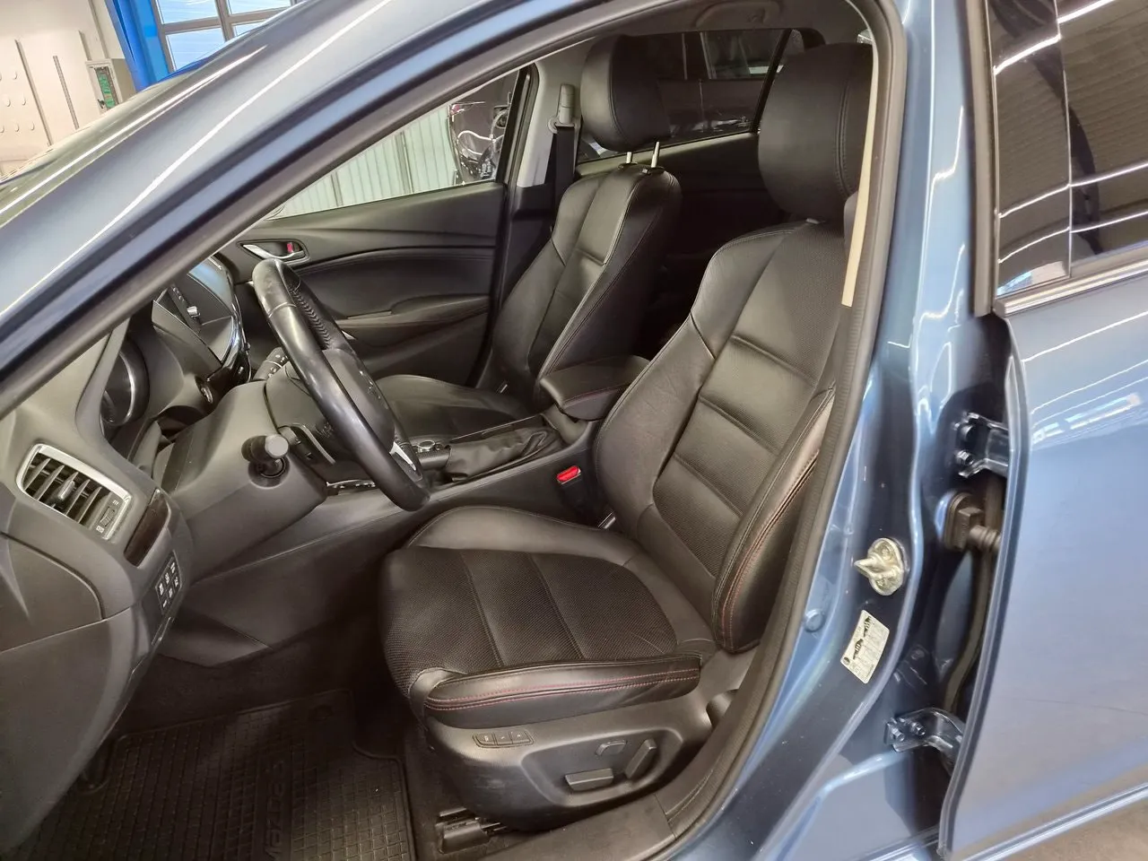 Mazda 6 bild 7